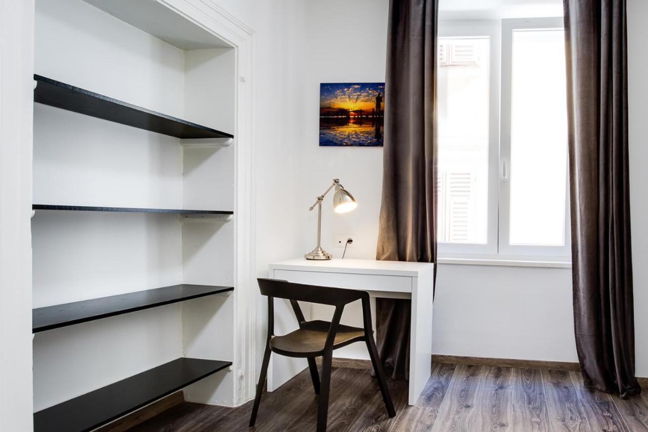 Divinity'S - Old Town Center Apartment Zadar Bagian luar foto