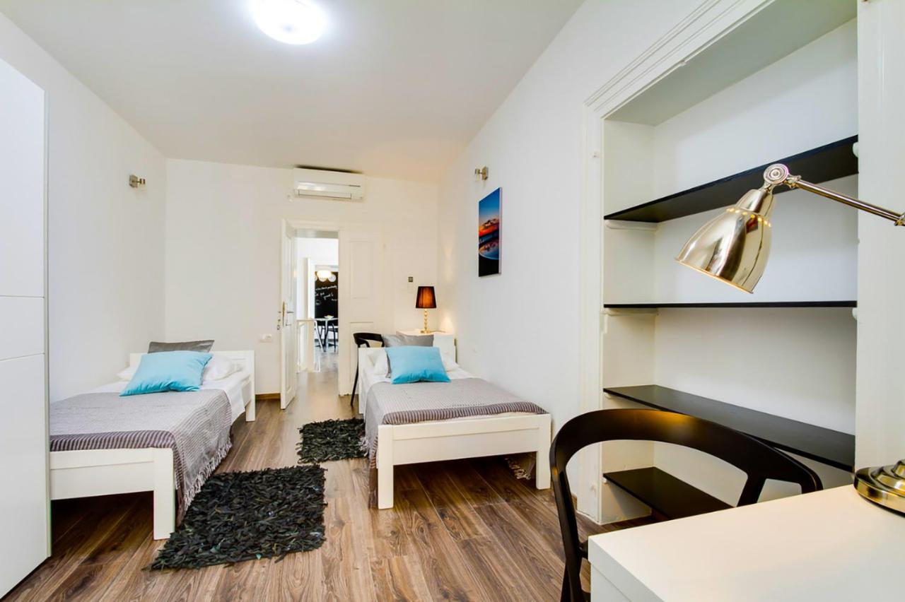 Divinity'S - Old Town Center Apartment Zadar Bagian luar foto